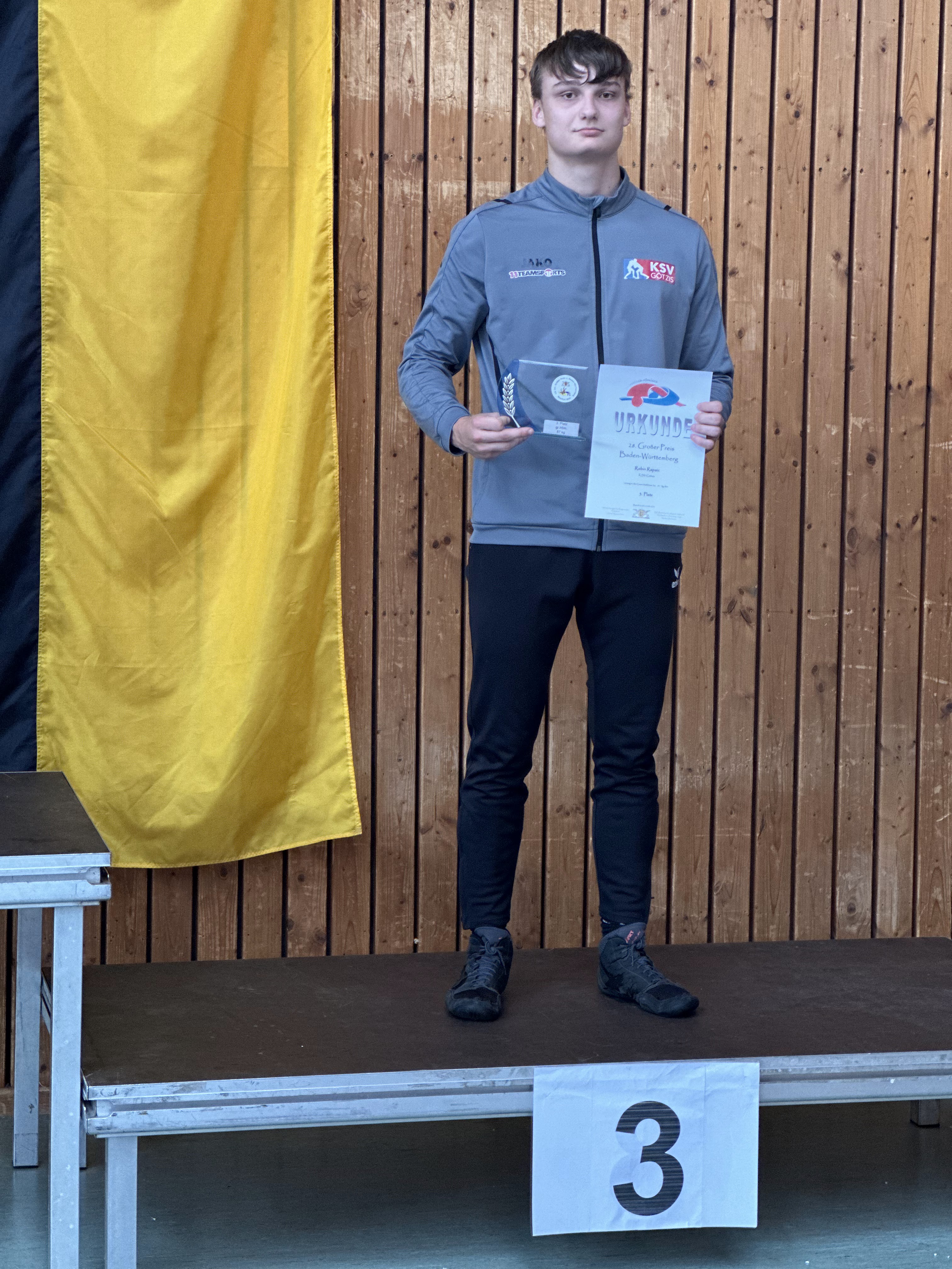 /user/pages/02.berichte/anton-hrybelnyk-sieger-beim-grosser-preis-von-baden-wuerttemberg/IMG_2017 - Kopie.jpg